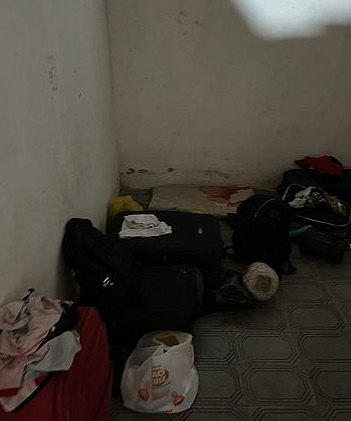 Jovens estavam morando na residência