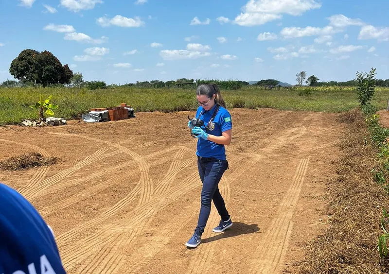 Veja imagens da reprodução simulada da morte da criança encontrada enforcada