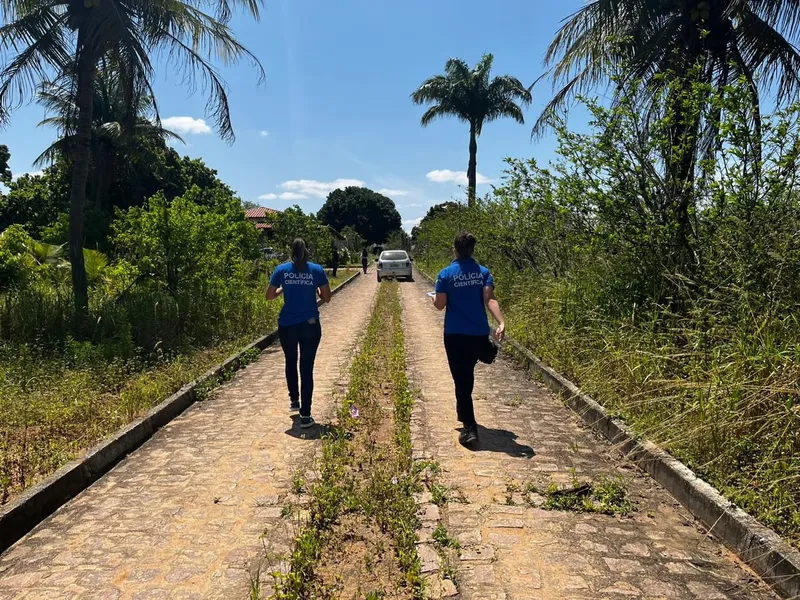 Veja imagens da reprodução simulada da morte da criança encontrada enforcada