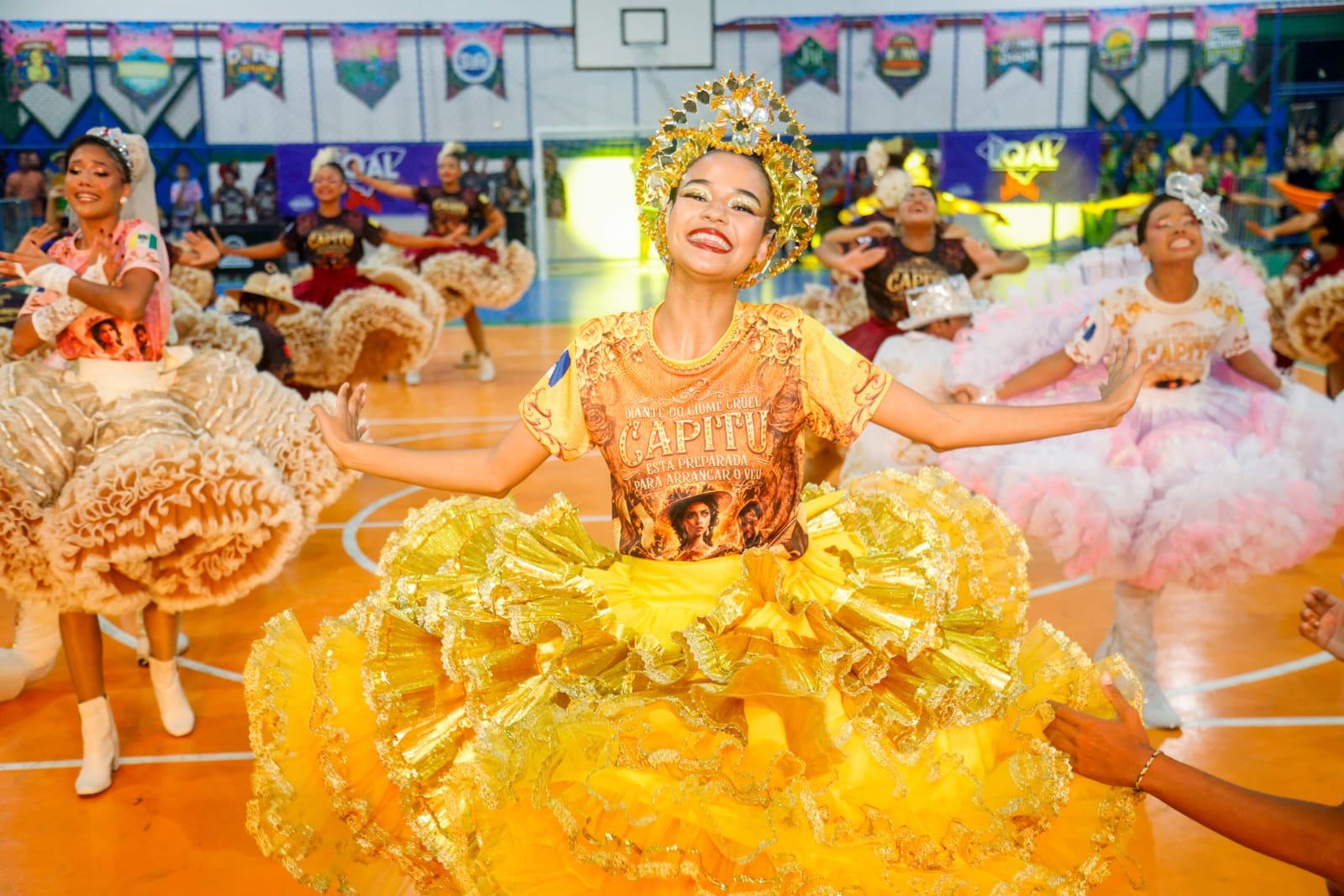 Quadrilhas iniciam temporada junina com prévia de grandes espetáculos em Maceió; veja fotos e vídeos