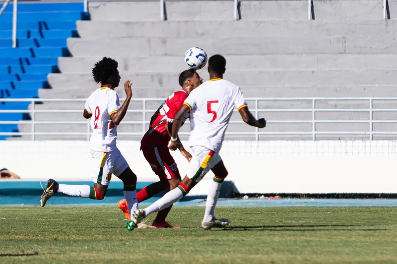 CRB vence o Sampaio Corrêa de virada na estreia da Série B do Brasileirão sub-20