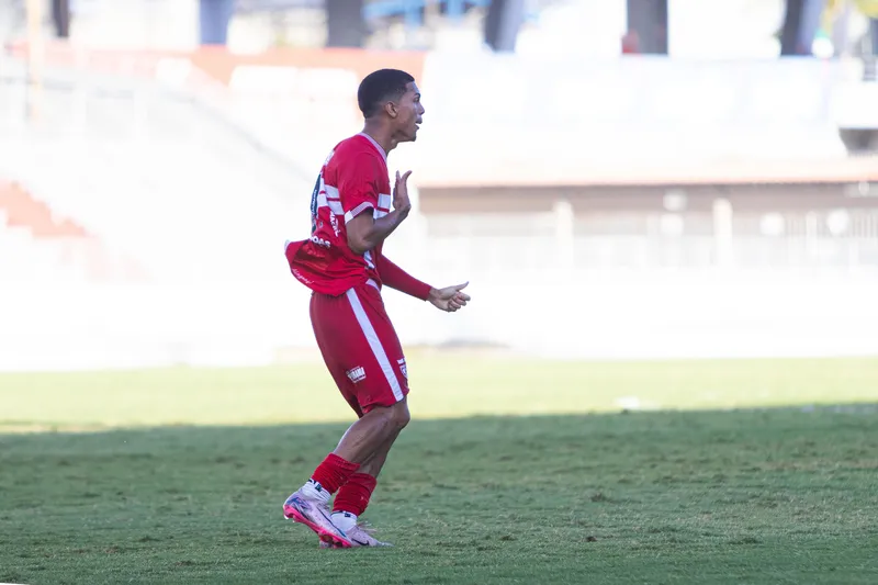 CRB vence o Sampaio Corrêa de virada na estreia da Série B do Brasileirão sub-20