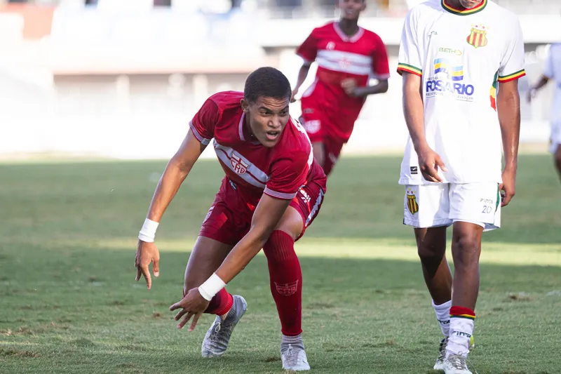 CRB vence o Sampaio Corrêa de virada na estreia da Série B do Brasileirão sub-20