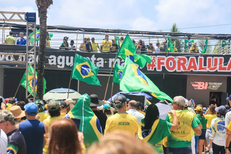 Manifestantes se reúnem em Maceió e pedem anistia para condenados do 8 de janeiro
