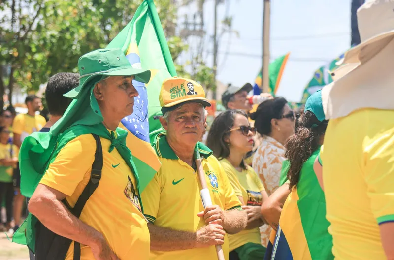Manifestantes se reúnem em Maceió e pedem anistia para condenados do 8 de janeiro