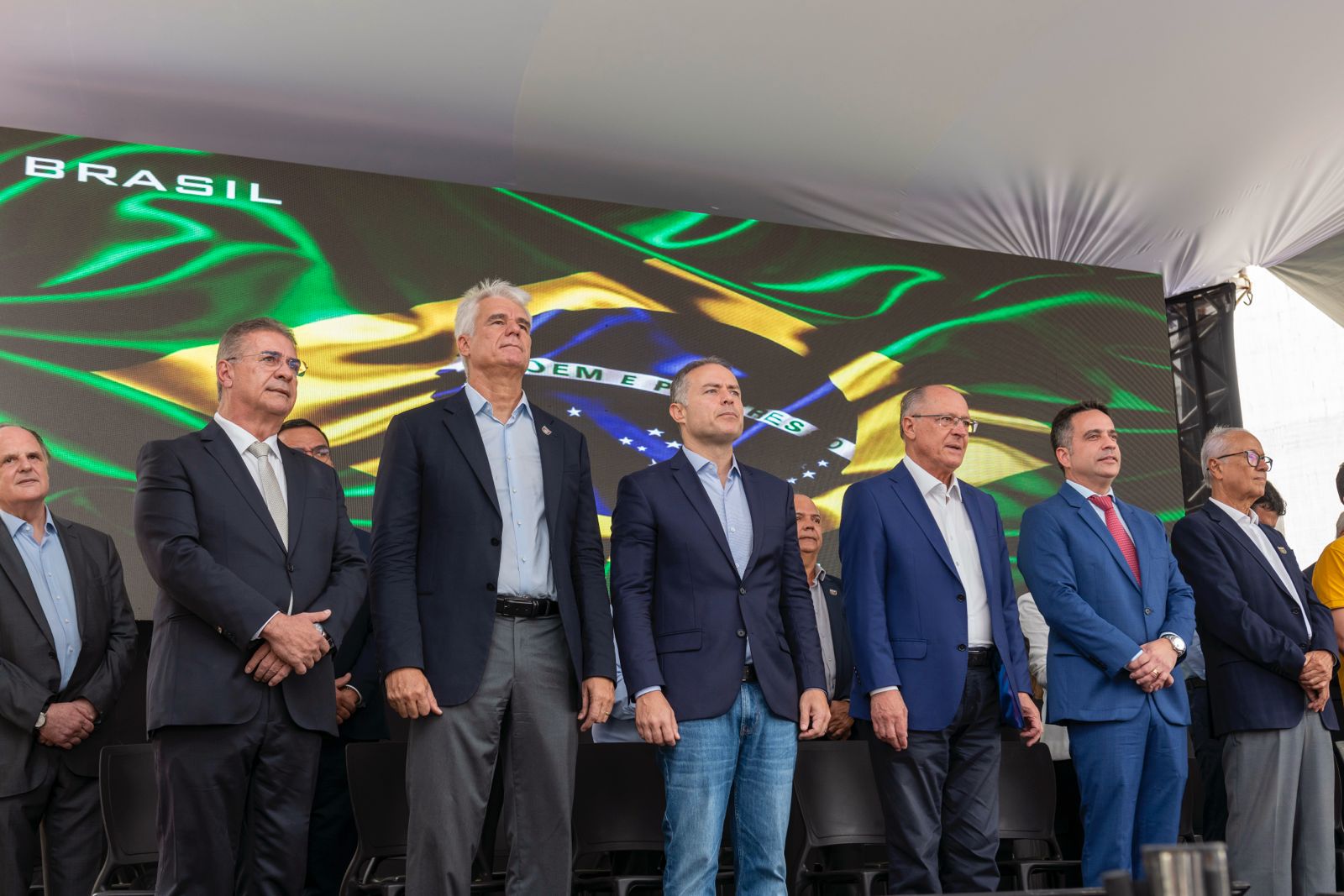 Alckmin celebra alto investimento e geração de renda por complexo de biorrefinarias em AL