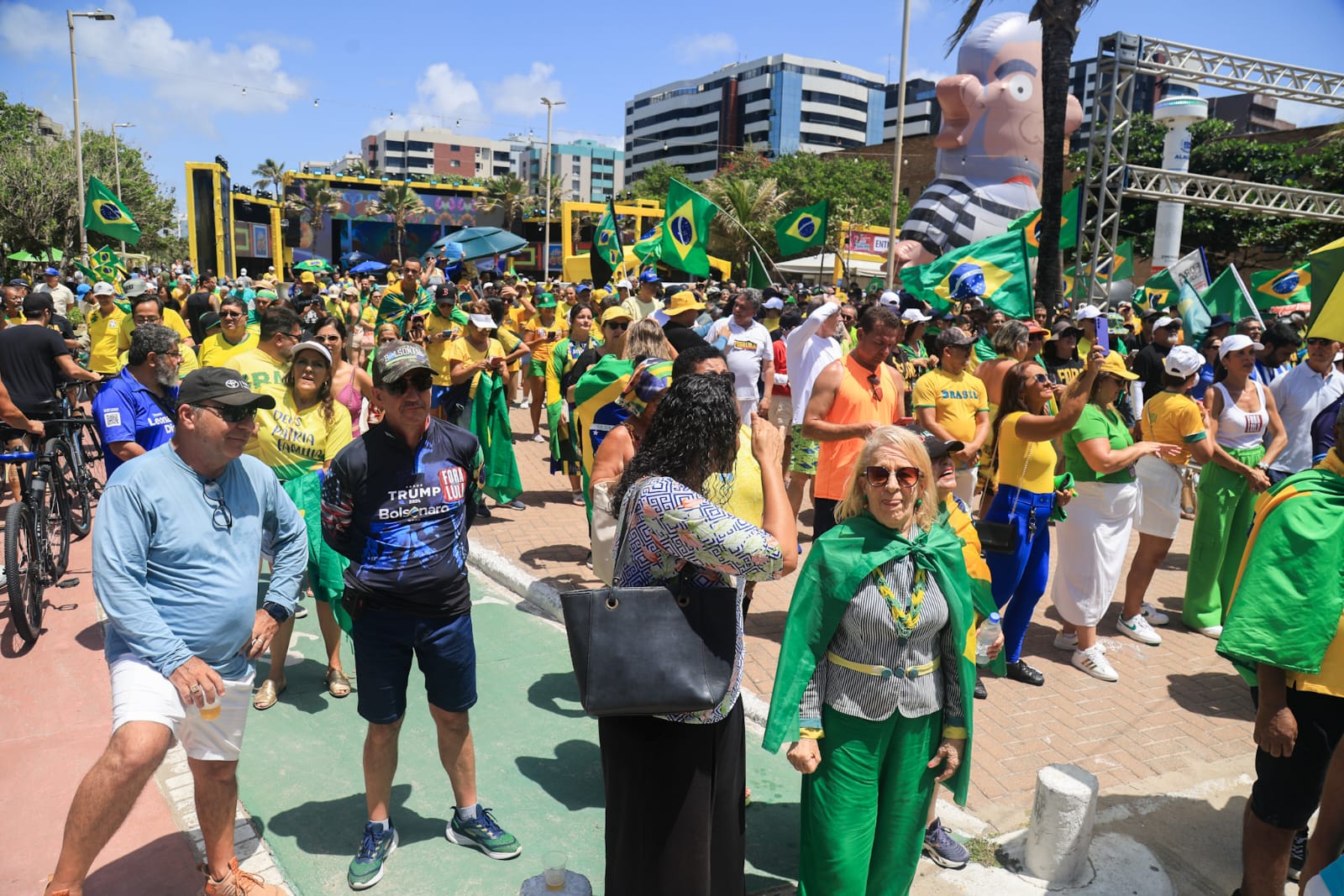 Manifestação reuniu lideranças de Alagoas, que criticaram as penas impostas aos envolvidos nos atos de vandalismo