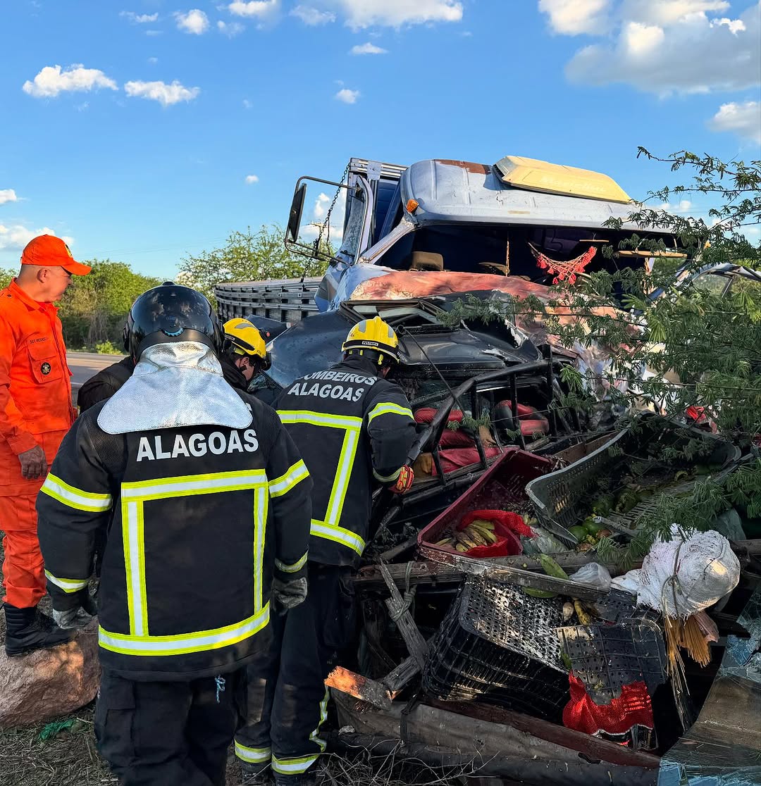 Vítimas estariam voltando da feira em Paulo Afonso, onde eram feirantes.