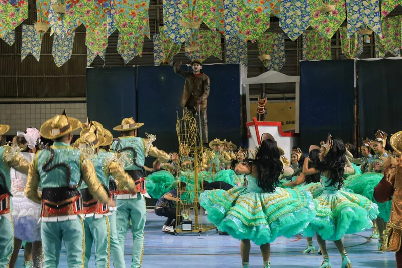 Quadrilha Amanhecer no Sertão é a grande campeã do concurso Forró & Folia 2025