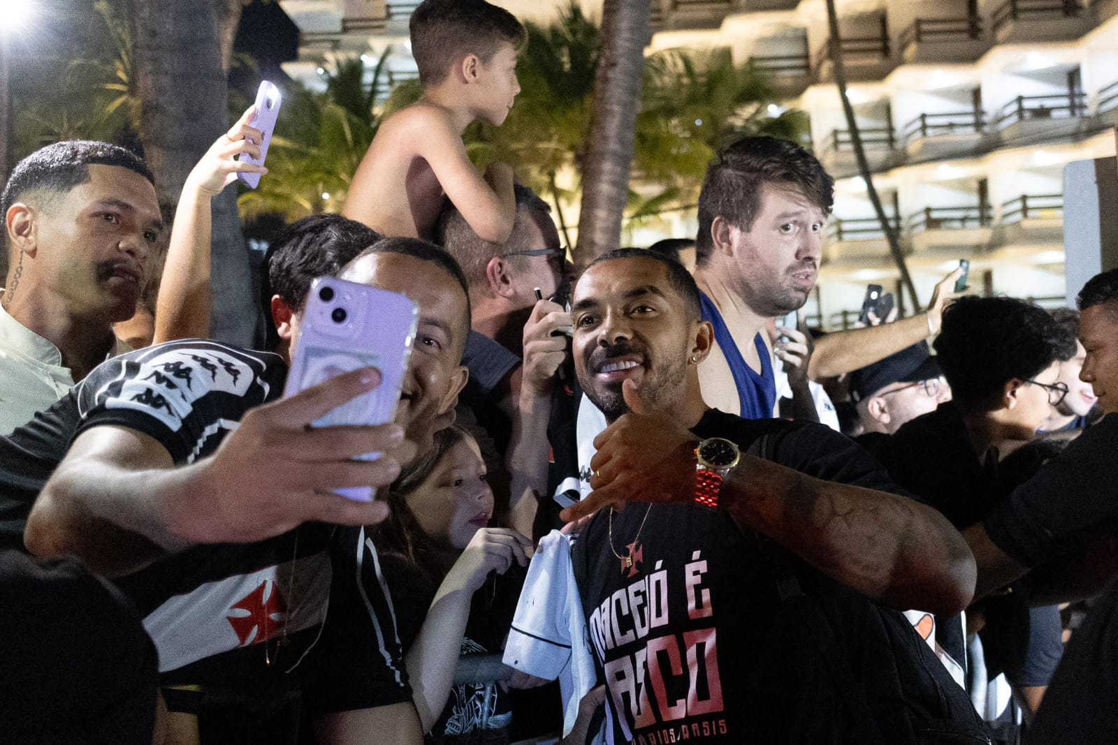 Veja como foi o desembarque do Vasco em Maceió; clube carioca enfrenta CSA