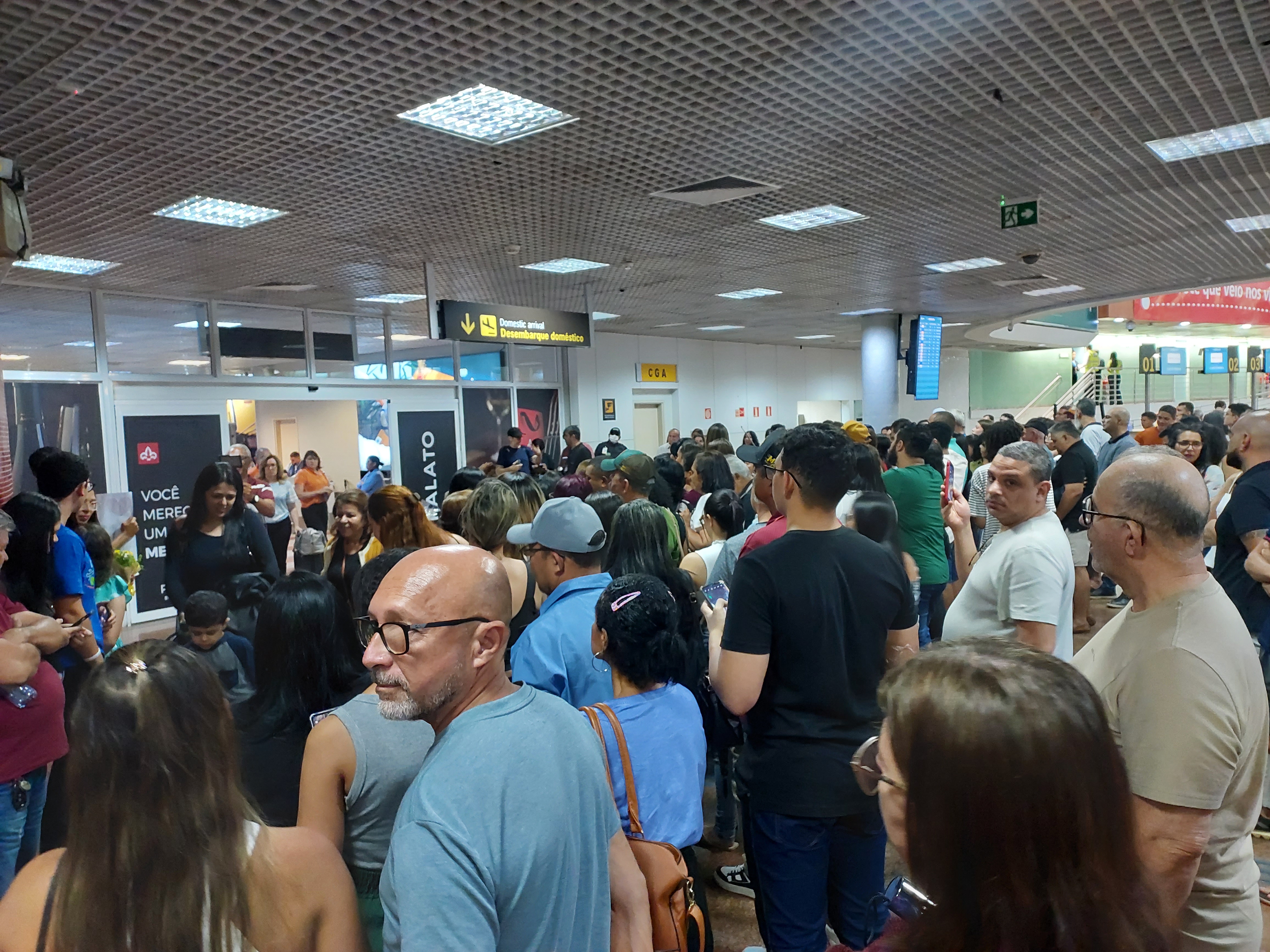 Alunos da rede estadual retornam a Alagoas após um mês de intercâmbio na Inglaterra; veja como foi