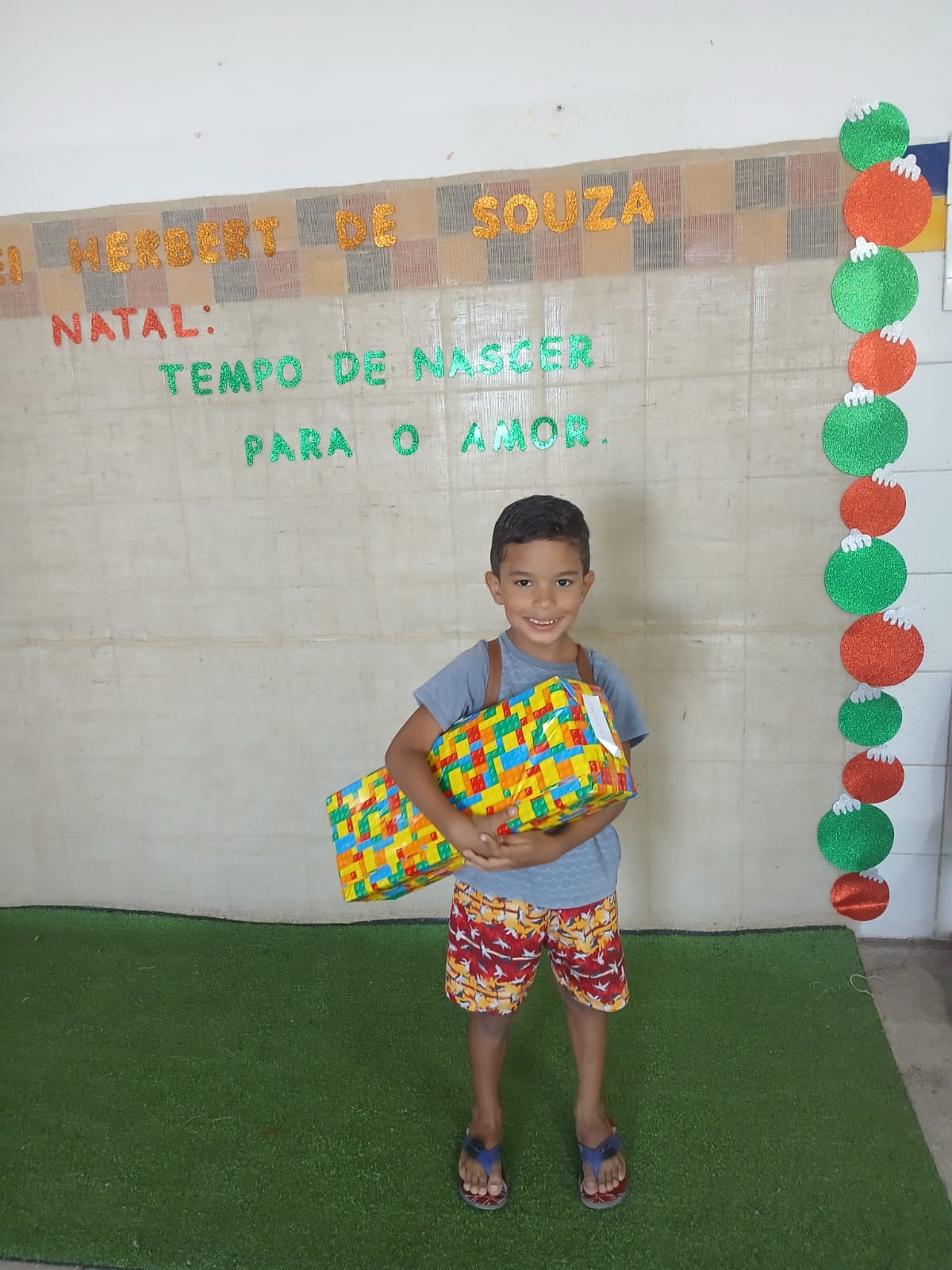 Todas as 6.850 cartinhas de Alagoas são adotadas e presentes já chegam às mãos das crianças