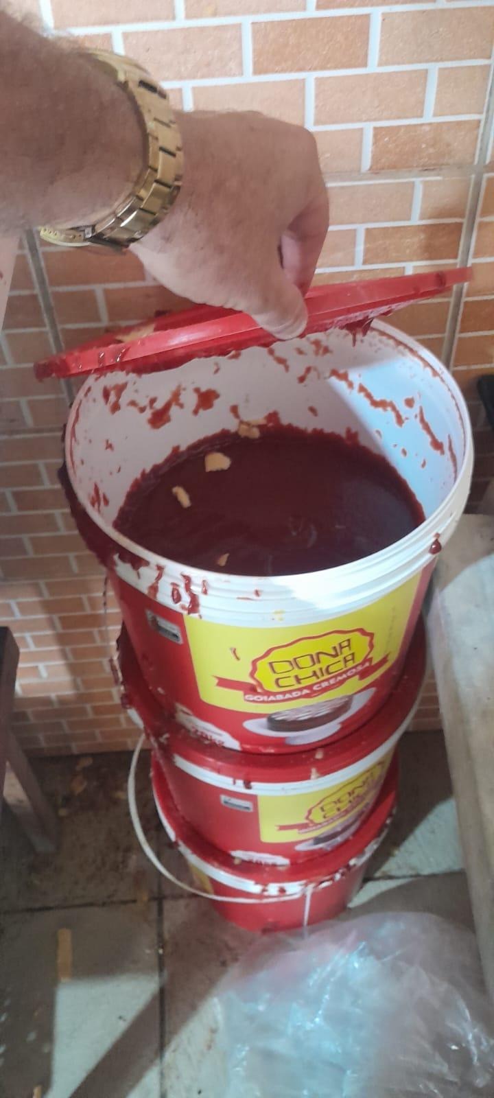 Vigilância Sanitária interdita fábrica de bolos em Maceió