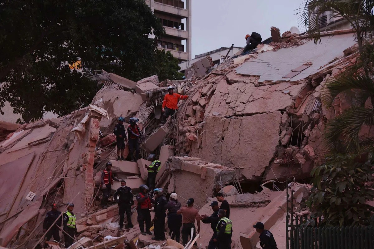 Imagens mostram destruição após terremotos na Venezuela. Veja
