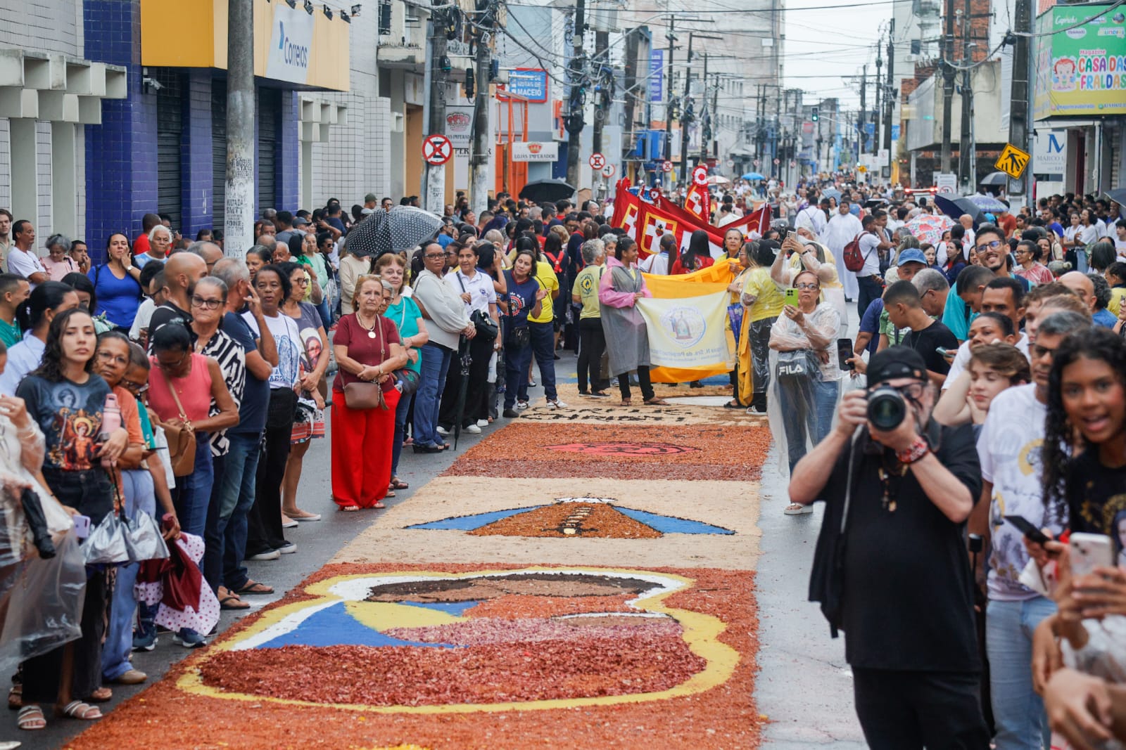 Veja como foi a procissão de Corpus Christi no Centro de Maceió