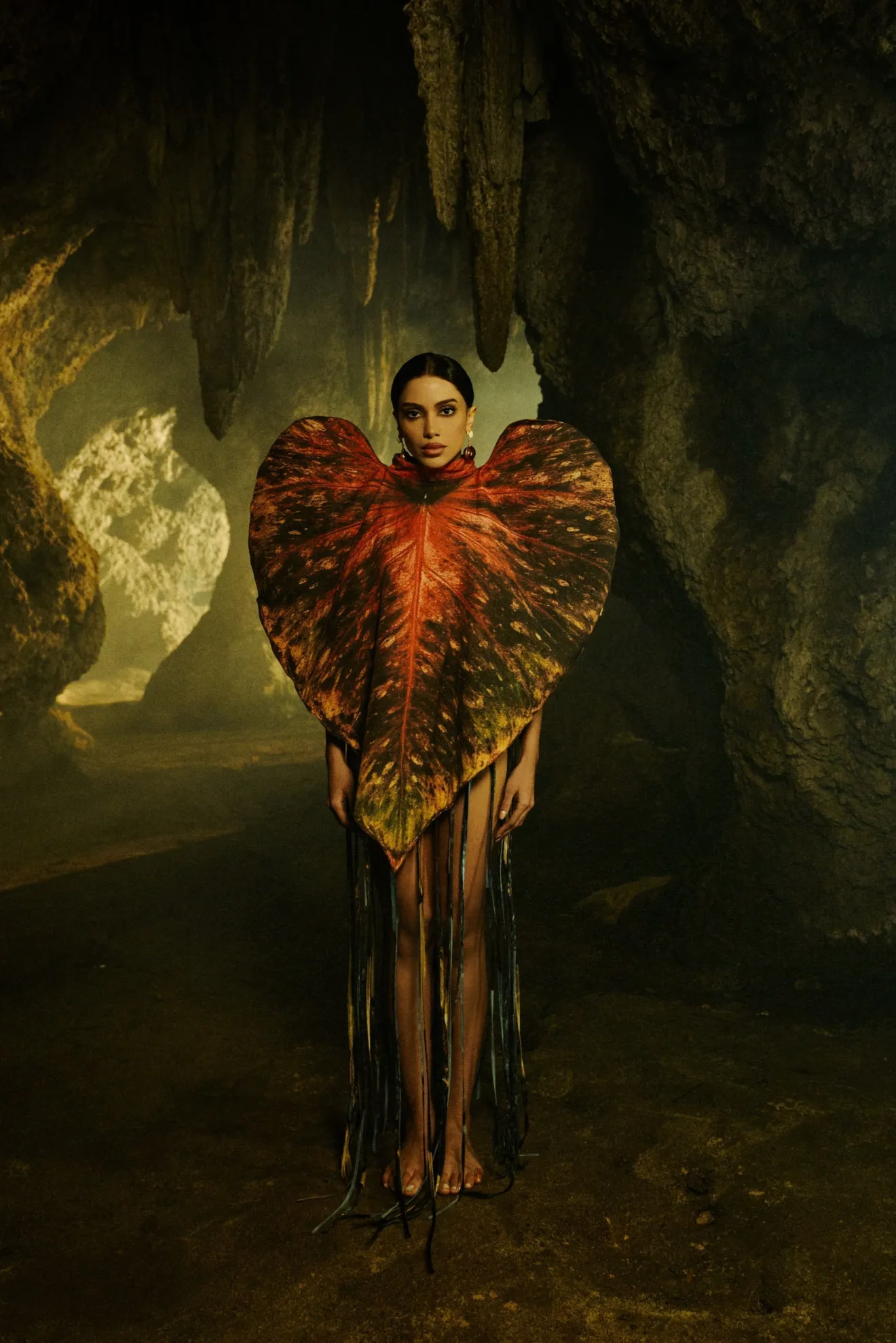 Anitta mostra potência da moda nacional em "Equilibrium II"