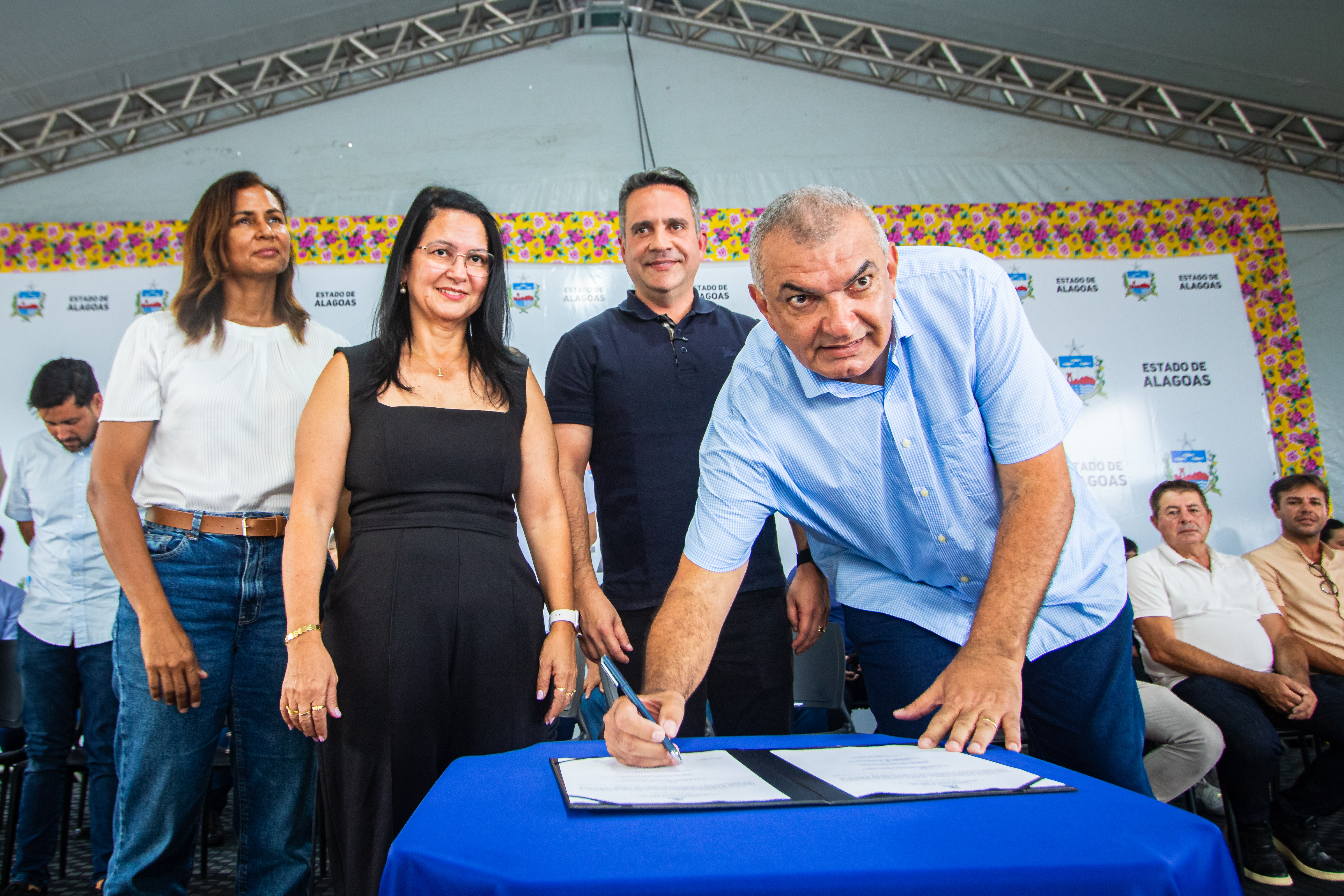 Paulo Jacinto recebe ambulância e amplia acesso a serviços de saúde