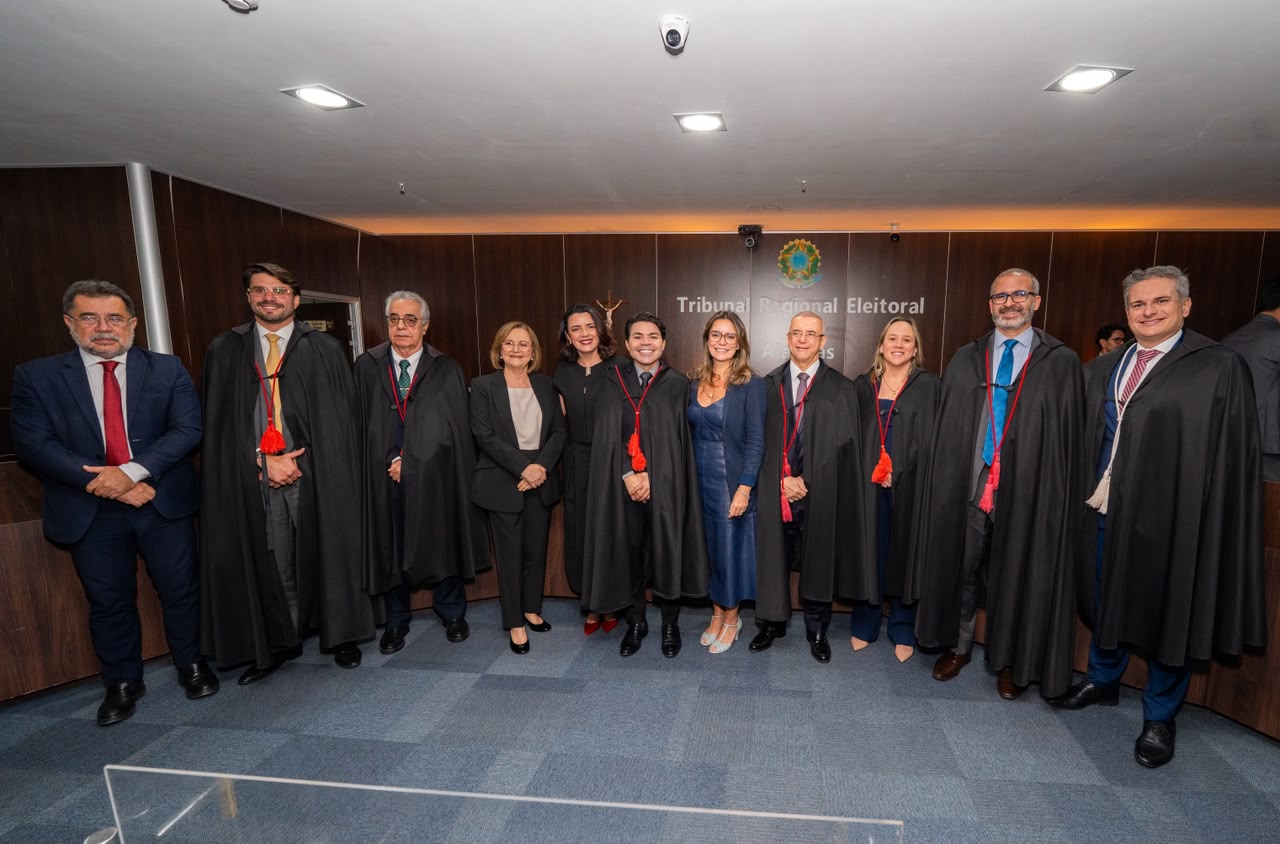 Juiz Hélio Pinheiro toma posse como desembargador eleitoral do TRE/AL
