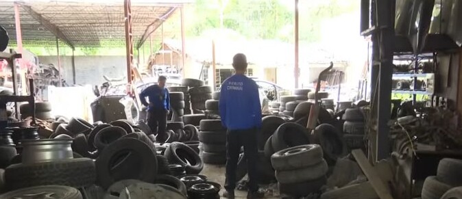 Polícia fiscaliza comércio suspeito de vender peças de veículos furtados no Clima Bom