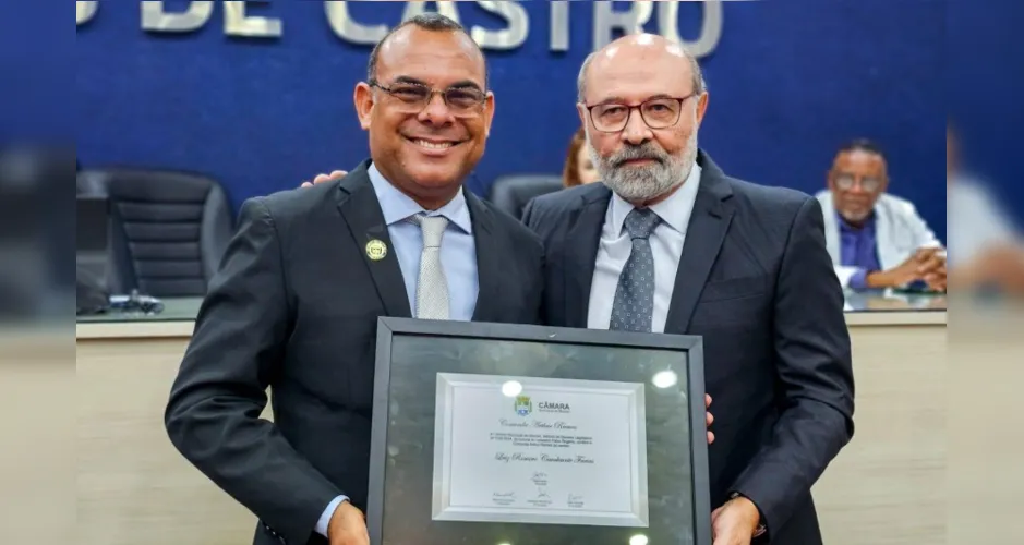 Secretário Luiz Romero recebeu comenda nessa segunda-feira na Câmara de Maceió