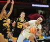 Com duplo-duplo de Kamilla Cardoso, South Carolina é campeão da NCAA imagem