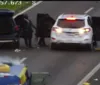 Vídeo: bandidos explodem carros-fortes em rodovia de SP imagem