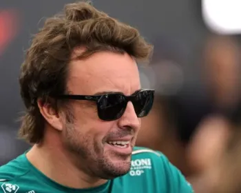 Alonso diz ‘respirar e viver’ Fórmula 1 e vê aposentadoria distante