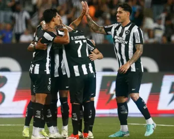 Botafogo atropela o Juventude no Brasileirão em noite mágica