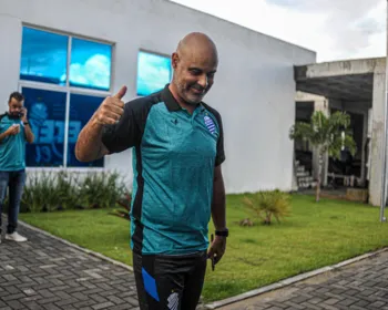 CSA: Cristian de Souza relaciona 20 jogadores para estreia na Série C