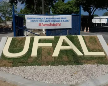 Greve na UFAL: Trabalhadores se unem em busca de recomposição salarial