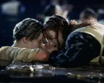 Porta do Titanic é leiloada por R$ 3,5 milhões