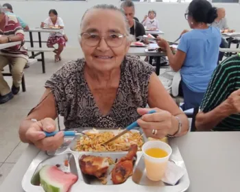 Restaurante Popular do Centro é preferência de idosos no almoço