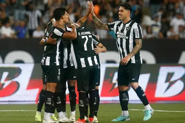 
				Botafogo atropela o Juventude no Brasileirão em noite mágica
			
			