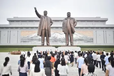 
			
				Como o 'songbun' determina a vida dos cidadãos da Coreia do Norte
			
			