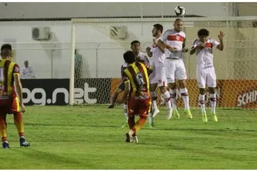 
				De olho no topo, CRB enfrenta Juazeirense no Rei Pelé
			
			