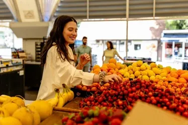 
			
				Estudo revela qual fruta incluir no jantar para perder peso
			
			