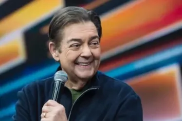 
			
				Exclusivo: João Silva fala sobre saúde de Faustão após boatos de morte
			
			