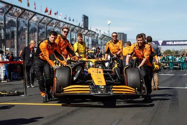 
			
				F1: Diretor técnico da Mclaren deixa cargo após três meses
			
			