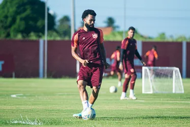 
			
				Falcão admite início ruim do CRB nos últimos anos: 'Pecamos'
			
			