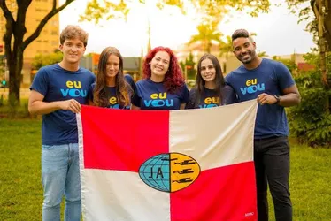 
			
				Jovens adventistas promovem dia solidário
			
			