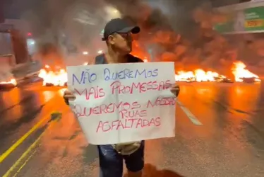 
			
				Maceió vive mais um dia de caos: JHC 'ignora' protestos e faz sorteio
			
			