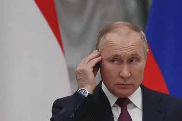 
				Putin vê maior crescente de sua influência na Rússia
			
			