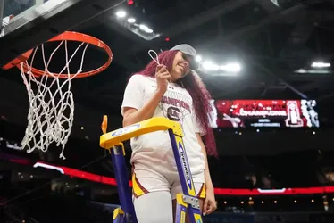 
			
				Quem é Kamilla Cardoso, brasileira bicampeã do basquete universitário
			
			