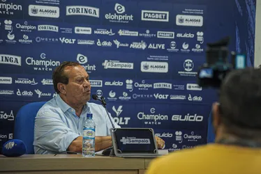 
			
				Rafael Tenório renuncia ao cargo de presidente do CSA
			
			