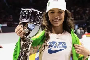 
			
				Rayssa Leal conquista a etapa de San Diego da SLS
			
			