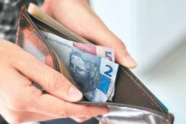 
			
				Rendimento do alagoano cresce 14,6% e atinge maior valor da história
			
			