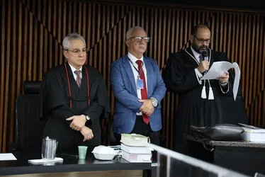 
			
				Vejo o momento em que juiz lê a sentença de Arnóbio Henrique
			
			