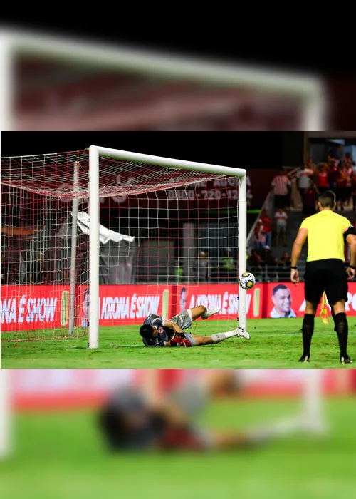 
				Após empate com Bota no tempo normal, CRB vence nos pênaltis e avança
			
			
