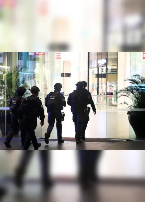 
			
				Ataque a facadas em shopping deixa ao menos sete mortos na Austrália
			
			