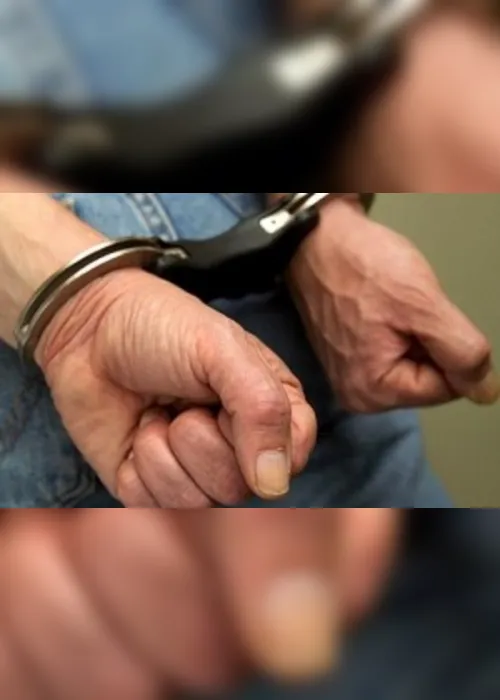 
			
				Homem é preso suspeito de matar gato da família e jogá-lo em mata
			
			